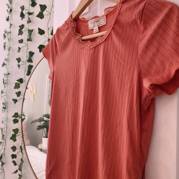coral t-shirt - Picture 1 of 2